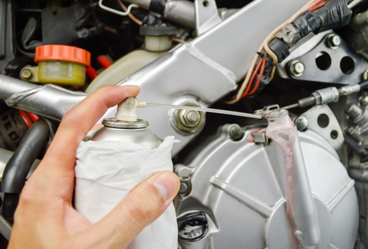 The Ins And Outs Of Lubing Your Motorcycle